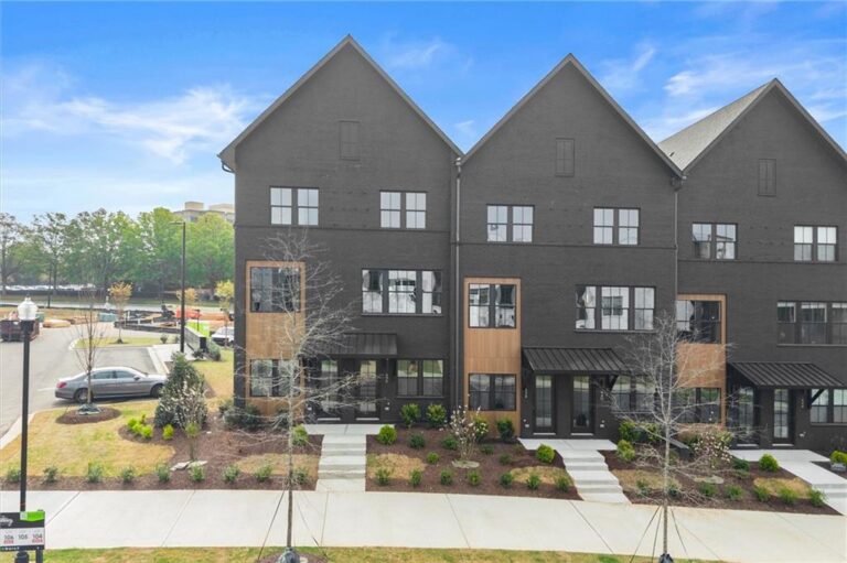 636 Soul Alley Unit 108 Alpharetta GA, 30009
