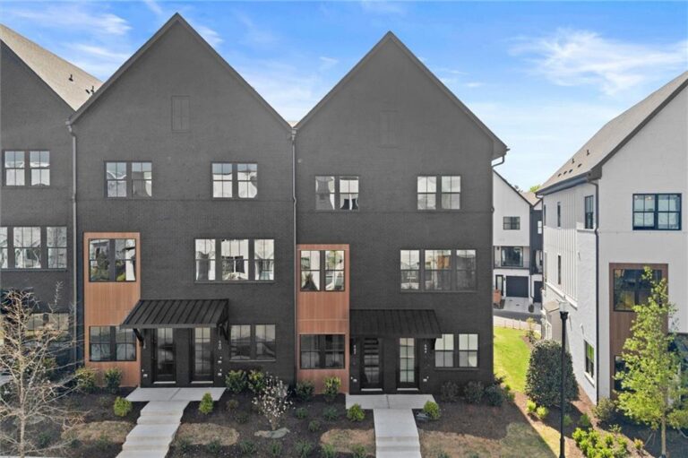 642 Soul Alley Unit 105 Alpharetta GA, 30009