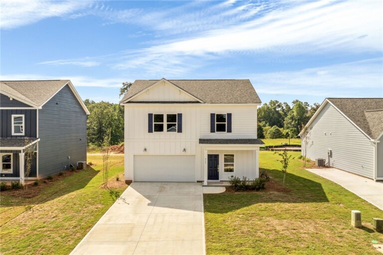 415 GRAY STREET Opelika AL, 36801